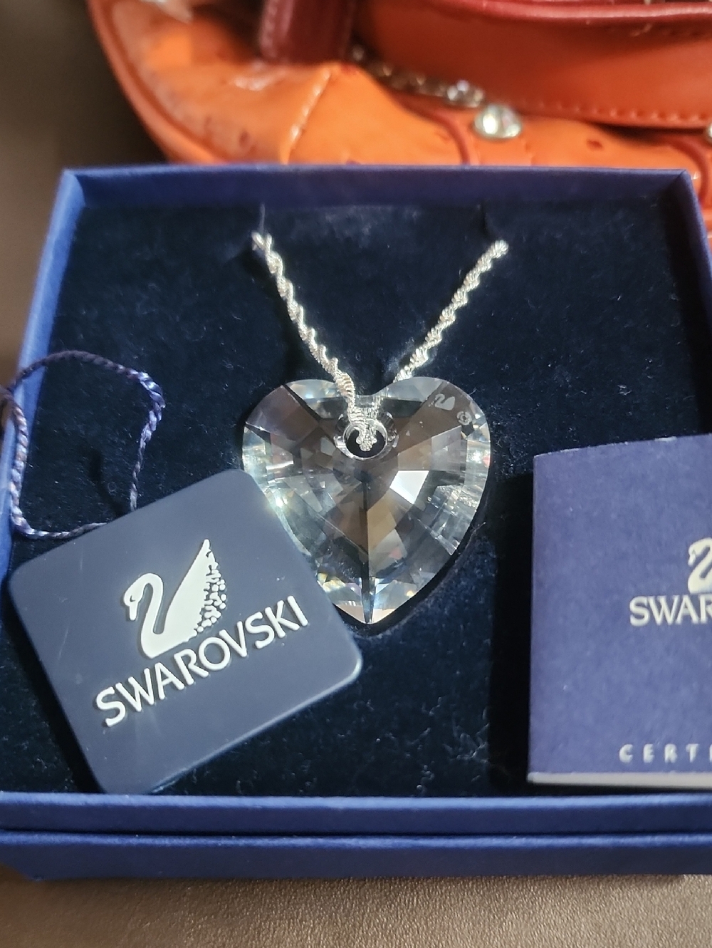 Swarovski Large Crystal Heart Pendant With Added Silvertone Diamond Cut Chain +